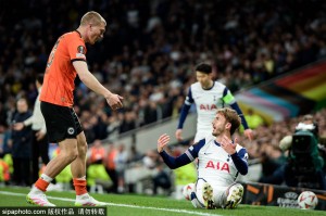 热刺噩梦连连，曼联欧联决赛优势明显