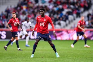 法甲焦点对决：布雷斯特主场迎里尔，欧冠资格之争悬念重重