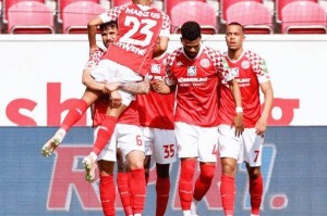 周六德甲赛事：波鸿对阵美因茨，哪支球队将斩获胜利？