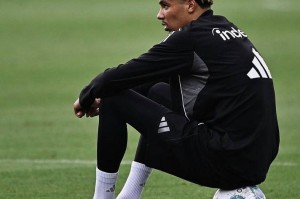 曝埃基蒂克年薪1600万欧元，比维尔茨高出400万欧，利物浦咋想的？