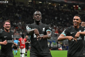 购买后卫是阿隆索的首要任务：挖角利物浦，抢购阿森纳主力保障