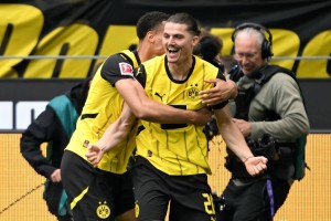 超级“北伐”！从降级区到欧冠，德甲“科学家”要挑战拜仁了！