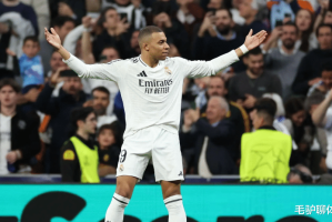 巨星堆砌反噬四线溃堤：从姆巴佩39球独舞到7分崩盘，银河战舰为何重蹈历史覆辙？