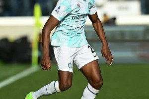 更换经纪人的国米“泥头车”，正在考虑加盟英超：解约金白菜价