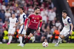 B费：曼联这个赛季是失败的，球队全体成员赛后都应该进行反思