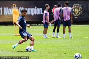 切尔西与巴黎圣日耳曼巅峰对决：谁能问鼎首届32队世俱杯冠军？