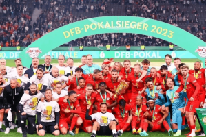 德甲：法兰克福 VS 莱红牛