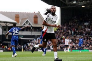 欧冠引爆激战！曼城与切尔西争四，曼联和热刺各追欧联：BIG6的多重角逐