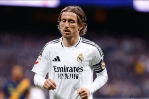 天下谁人不识君！莫德里奇在皇马的最后一战，真的要告别了