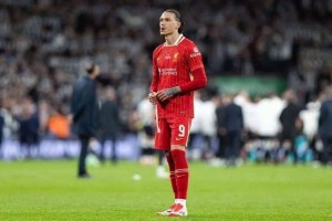 8500万先生4500万甩卖？利物浦亏麻了，努涅斯去沙特还是冲意甲？