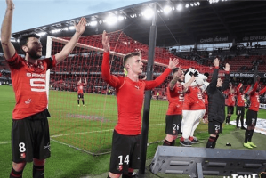 法甲焦点战：雷恩VS南特，谁能抢占先机？