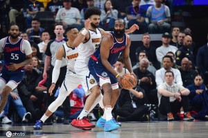 哈登20+9约基奇再斩三双 快船大胜掘金总分2-1