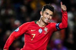 C罗：永不停歇的传奇