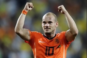 DeepSeek评选荷兰足球历史最佳阵容：“三剑客”仅一人入选