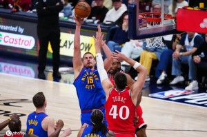 约基奇29+9+12哈登32+6+11 掘金加时逆转快船