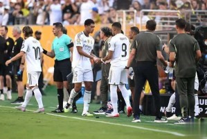 世俱杯四强出炉：姆巴佩破门将战旧主巴黎，德甲双雄告别