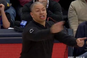 队报：通过场上的表现，法比安-鲁伊斯赢得了在PSG的影响力