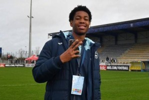 队报：曼联与勒阿弗尔18岁前锋恩佐-卡纳-比伊克进行深入谈判