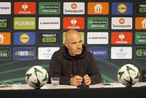 早报：巴萨与17岁亚马尔续约至2031年 曼联将帅不和肥皂剧再上演