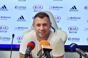 3次反击vs20次射门：国米保守战术陷欧冠困局