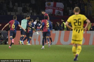 莱万回归！巴萨能否在欧冠半决赛逆转国际米兰？