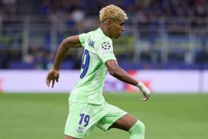 亚马尔哭了！17岁梅西接班人无缘欧冠决赛，单场14次过人真尽力了