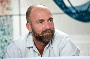 杜加里谈欧冠决赛：我没有更看好巴黎，国米的防守很坚固