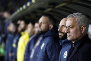 半兽人护驾狂人！意甲顶级中场来投，穆二年传奇继续？