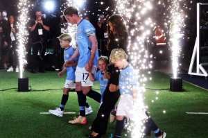 那不勒斯引援势头强劲，挑战国际米兰，冲击欧冠之路