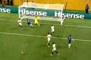 2-0！切尔西首胜难掩进攻低迷，两大球星遭质疑，东道主空门不