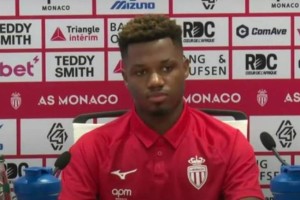 亮相摩纳哥！法蒂：我不是带着报复心态来的 法甲是最佳联赛之一