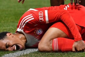 拜仁天才遭重伤，巴黎门神悲痛自责