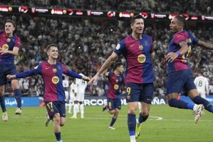 解约金仅市场价一半！西甲三强罕见集体哄抢，29岁实力派边卫