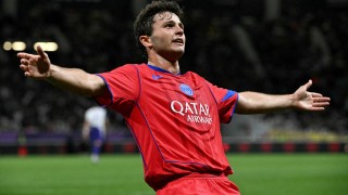 法甲-内维斯戴帽登贝莱2射1传 巴黎6-3图卢兹夺三连胜