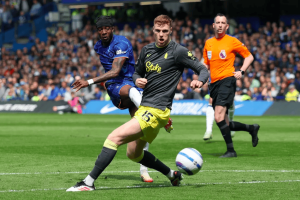 1-0！9.2亿豪门5轮不败重返前4 英超欧冠席位战：第3到第6只差2分