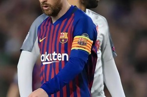 萨拉赫：当今足坛的顶尖球员，若表现相似或许能赢得金球奖