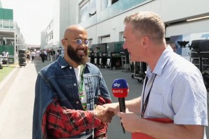 姆贝莫首谈转会传闻，拒绝透露选曼联或热刺！曝拉爵将出价6000万