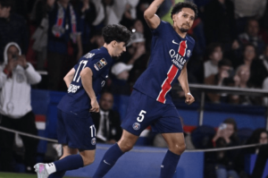 法甲收官战：巴黎圣日耳曼3-1逆转欧塞尔，荣耀加冕四连冠