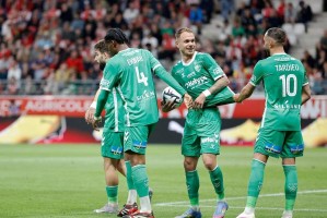 法甲10冠王圣埃蒂安不敌图卢兹，降级希望蒙尘