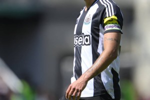 震动英超！沙特挥金如土，纽卡斯尔双核吉马良斯、伊萨克何去何从？