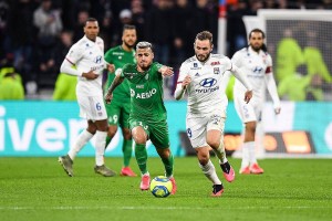 法甲焦点战：圣埃蒂安攻防水火，摩纳哥乘胜追击