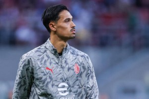 AC米兰计划大规模换血，至少两位核心球员将离队筹集转会经费