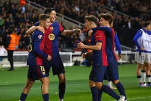 封口风风起：巴萨在国家德比前的神秘举措引发热议