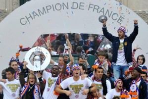 13年前力压巴黎夺冠的草根球队，如今黯然离开法甲舞台