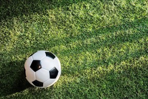 古比斯遭欧冠逆转后士气低迷，哈卡客场表现不俗