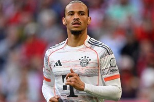 曝拜仁13球边锋向曼联自荐，愿免费加盟！索要24万周薪恐被拉爵拒绝