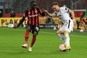 德甲保级生死战：沃夫斯堡 VS 霍芬海姆，谁能突出重围？​