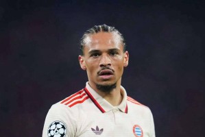 拜仁续签边路核心：萨内的合同为何引发争议？