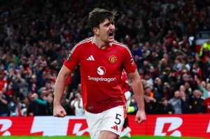 马奎尔绝杀曼联5-4晋级，2-0被扳平后加时让二追三！红魔精神挽救实力不济