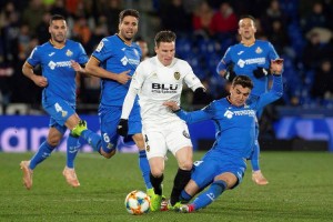 西甲关键战：西班牙人能否突破保级困境？